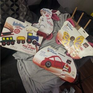 Train and Butterfly Cupcake Mold Set - 4 Multicolor set